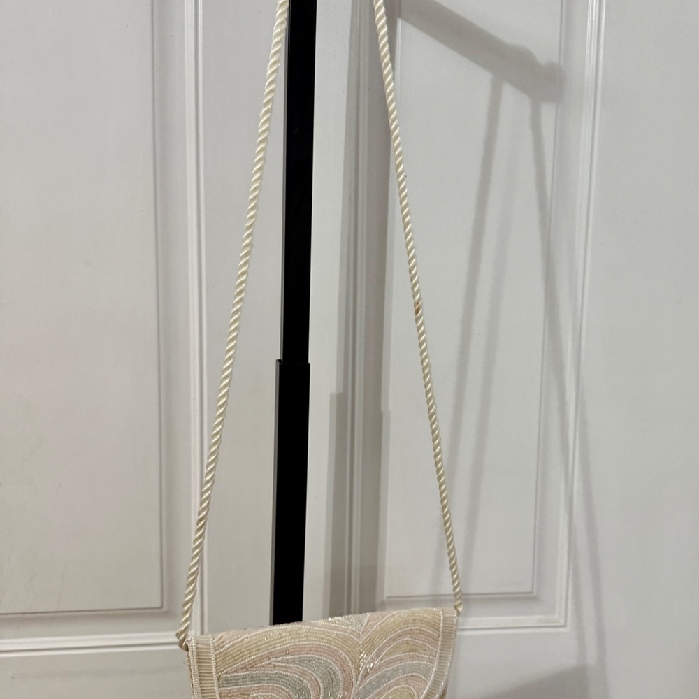 La Regale Cream, Pastels‎ and Silver Beaded Crossbody Bag Prom wear - Picture 2 of 5
